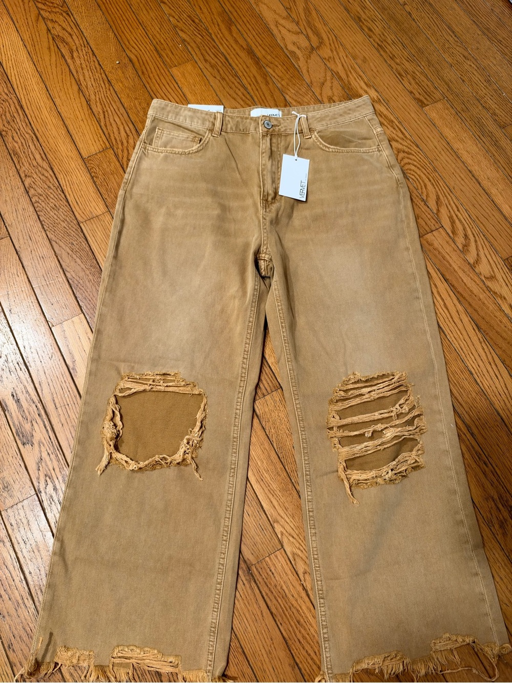 Vervet Women’s Wide-Leg Distressed Pants in Tan-31